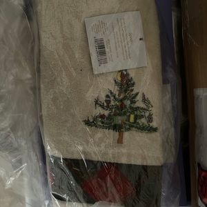 Spode tartan Christmas tree hand towel set